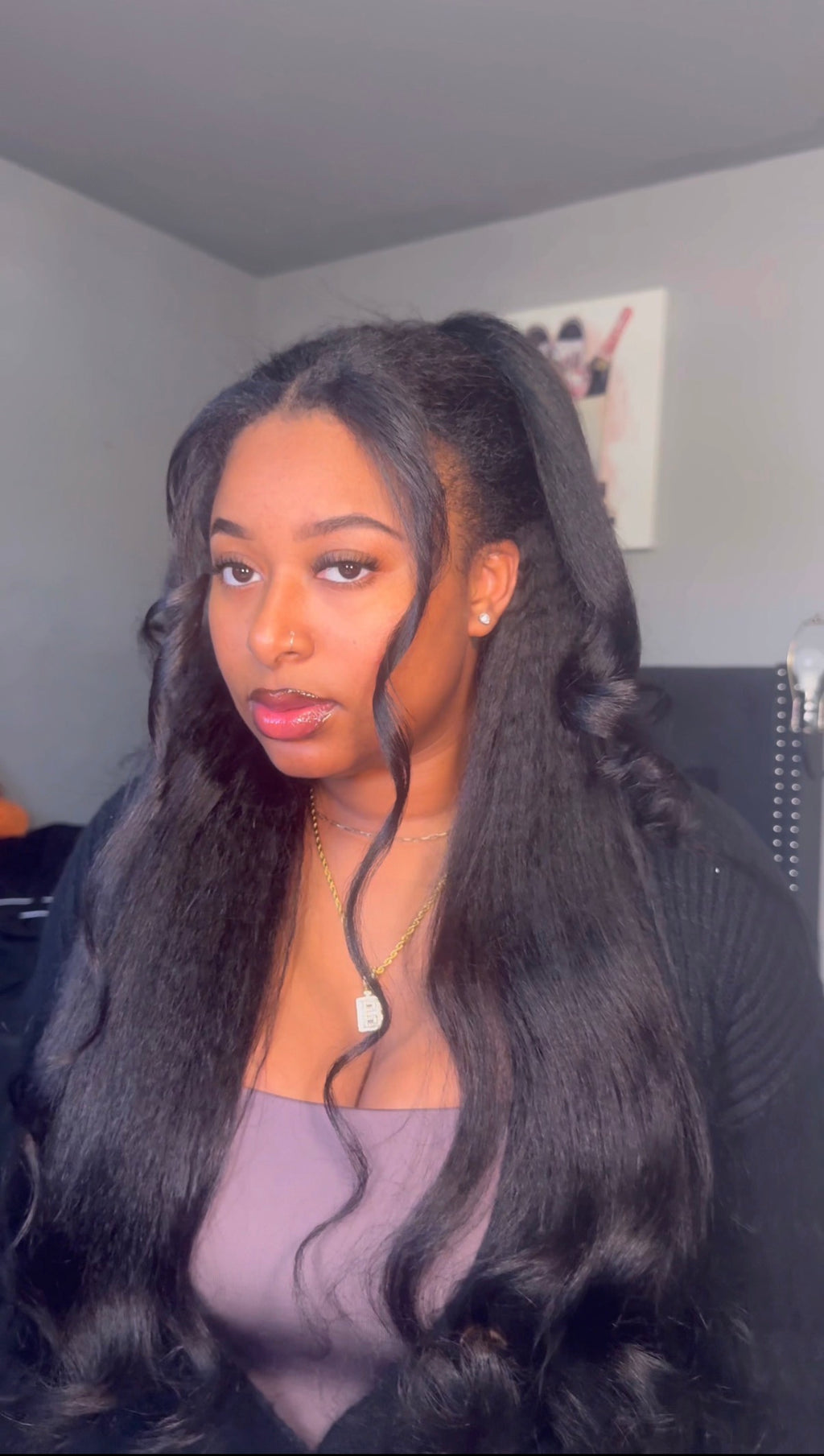 UNice 24” Kinky Straight V Part Wig – 180% Density | Luxe Rewear