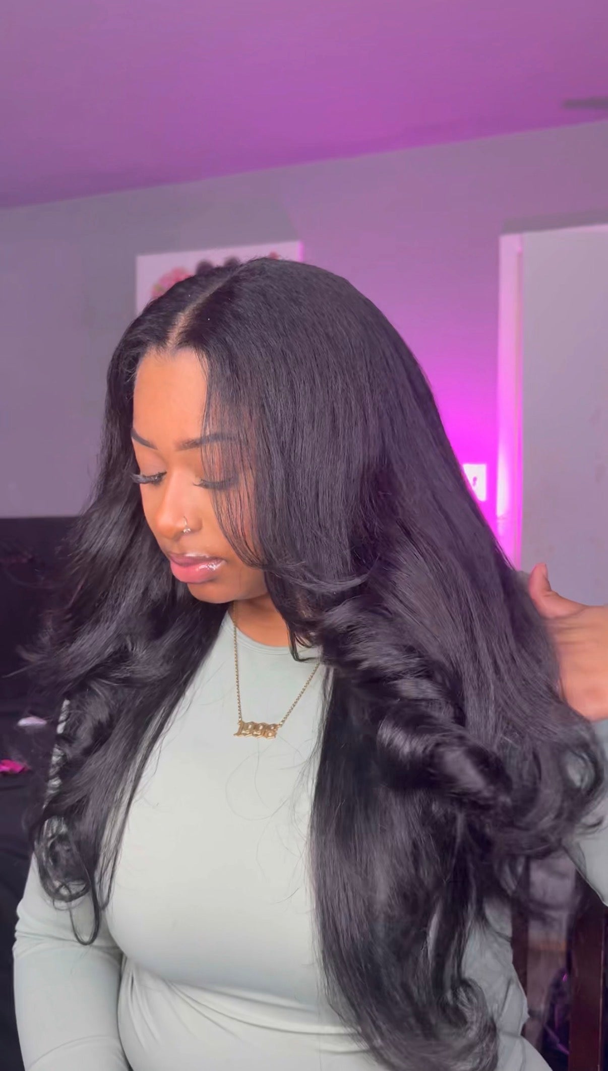 UNice 250% Density Kinky Straight V-Part Wig 24”