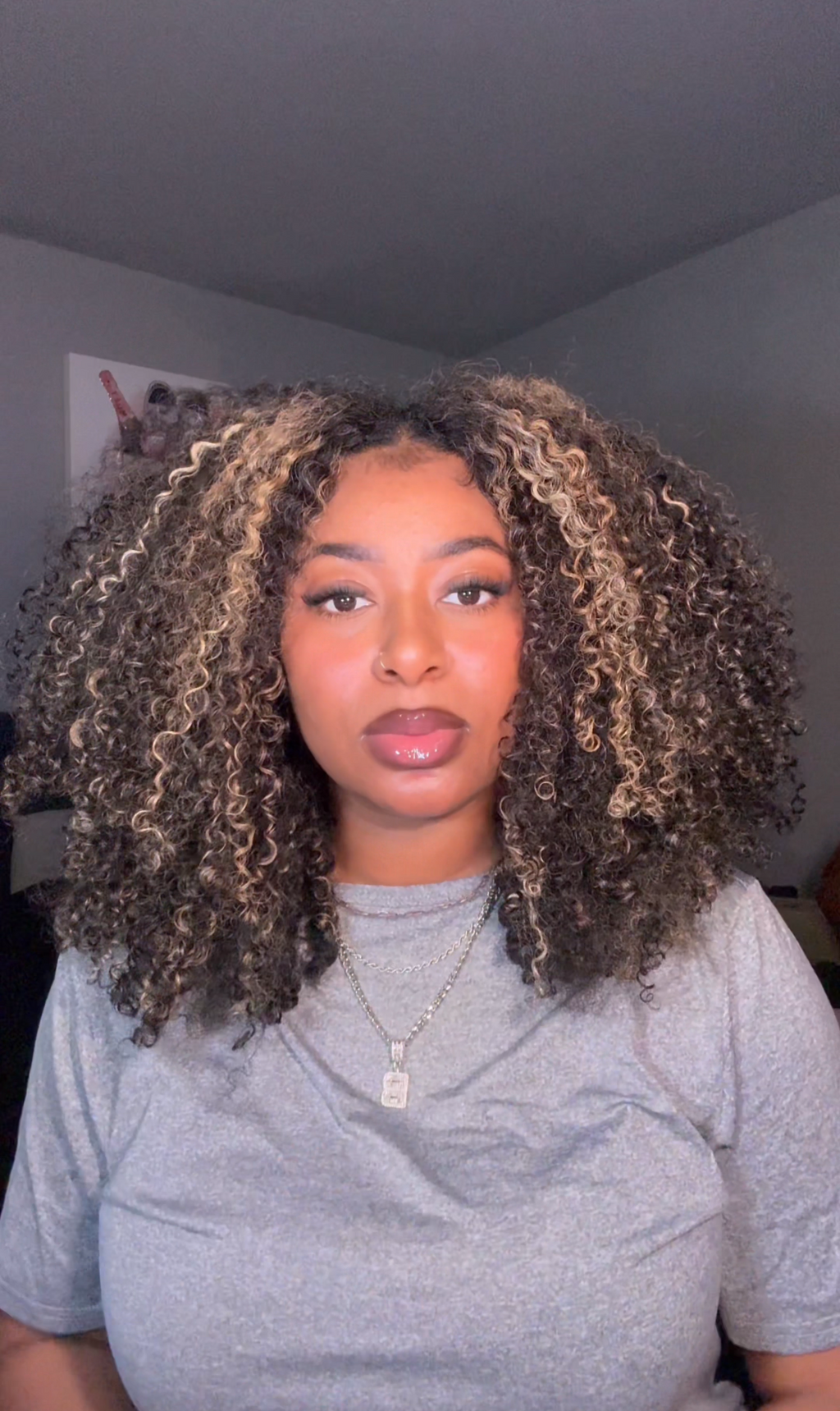 QVR 20” Highlight #1B/30 Kinky Curly V-Part Wig – Beginner Friendly | Luxe Rewear