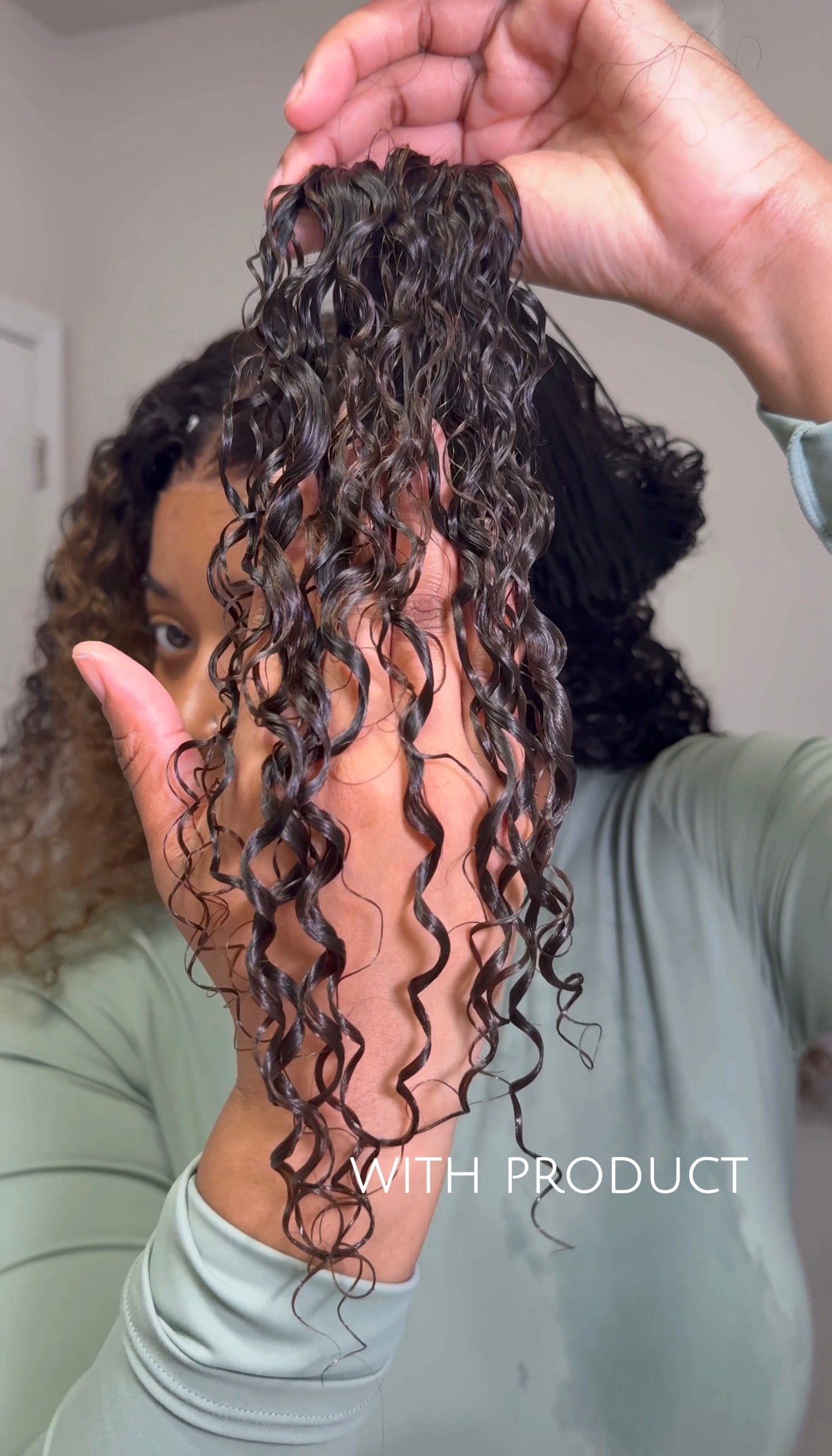 UNice 24” Chestnut Brown Ombre Burmese Curly Wig