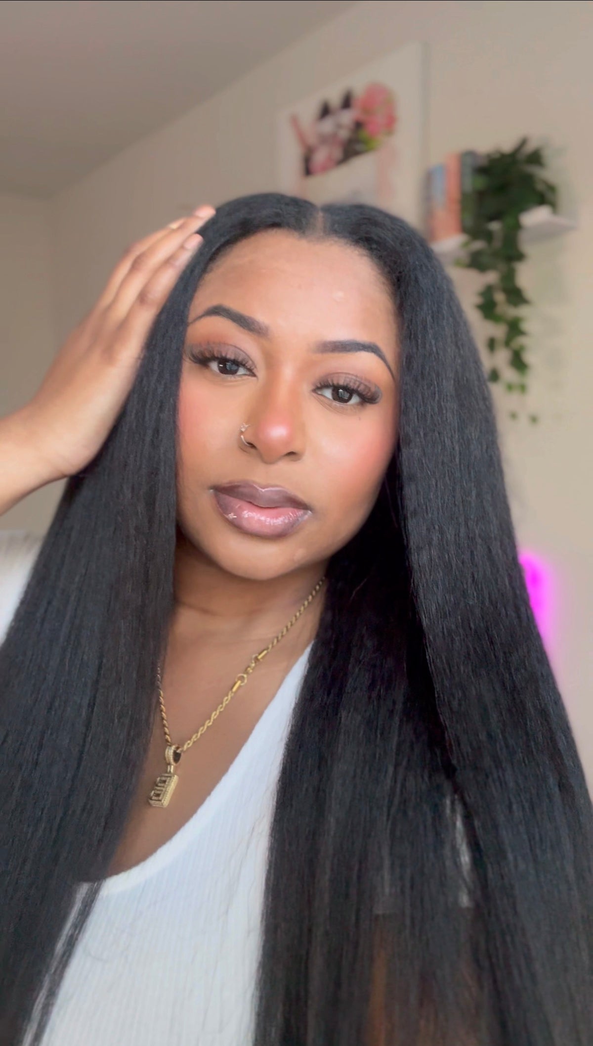 24” Nadula Kinky Straight V-Part Human Hair Wig
